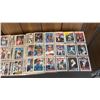 Image 6 : COMPLETE SET OF 1989 TOPPS BASEBALL CARDS IN TRADING CARD SLEEVES