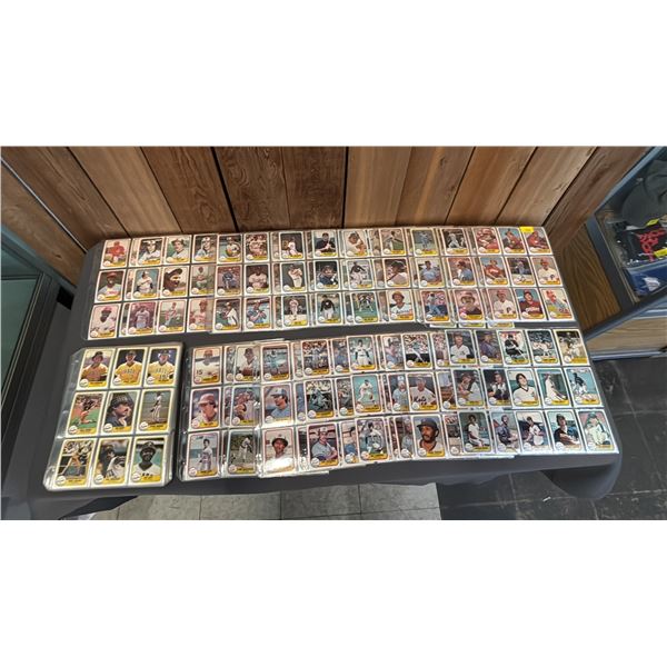 COMPLETE SET OF 1981 FLEER BASEBALL CARDS IN TRADING CARD SLEEVES: SOME DUPLICATES