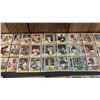 Image 3 : COMPLETE SET OF 1981 FLEER BASEBALL CARDS IN TRADING CARD SLEEVES: SOME DUPLICATES