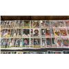 Image 4 : NEAR COMPLETE 1984 DONRUSS BASEBALL CARD SET IN TRADING CARD SLEEVES: *MISSING #248*