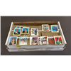 Image 1 : BOX OF ASSORTED VINTAGE TOPPS BASEBALL TRADING CARDS