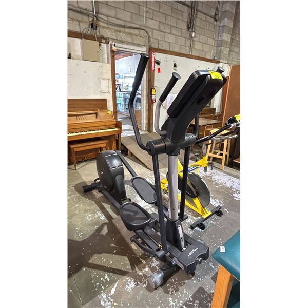 NORDIC TRACK AUDIOSTRIDER 800 ELLIPTICAL EXERCISE MACHINE *NO CORD*