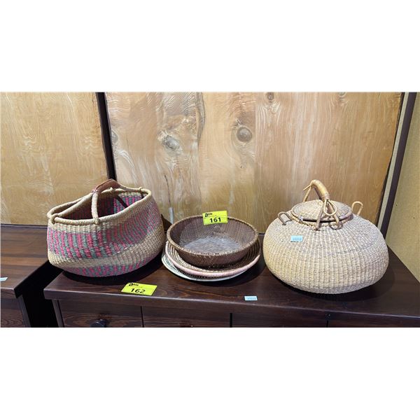 ASSORTED WOVEN BASKETS