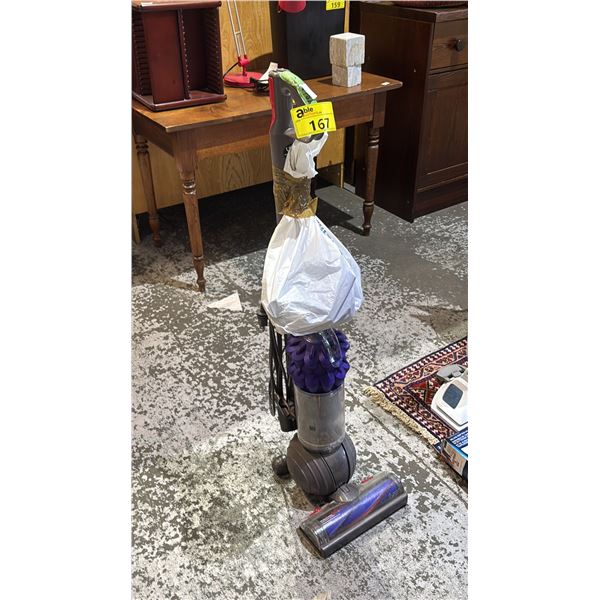 DYSON DC51 UPRIGHT VACUUM CLEANER