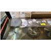 Image 2 : SHELF OF ASSORTED CIRCULAR SAW BLADES