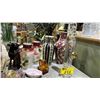 Image 4 : PORCELAIN VASES, GALILEO THERMOMETER, 3 ART GLASS DUCKS & MORE