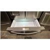 Image 7 : SAMSUNG 36" WIDE STAINLESS STEEL FRENCH DOOR FRIDGE W/ WATER & ICE DISPENSER & BOTTOM FREEZER DRAWER