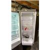 Image 4 : FRIGIDAIRE 36" W STAINLESS STEEL FRENCH DOOR FRIDGE W/ BOTTOM FREEZER DRAWER *NOT WORKING PROPERLY*