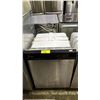 Image 1 : WHIRPOOL BUILT-IN DISHWASHER