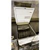 Image 2 : AMANA BUILT IN DISHWASHER