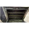 Image 5 : BOSCH 5 BURNER ELECTRIC RANGE WITH CONVECTION OVEN
