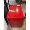 Image 2 : WESTWARD 3-DRAWER METAL TOOL CHEST