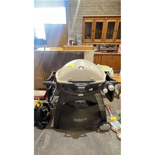 WEBER PROPANE BARBECUE