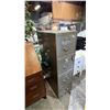 Image 2 : VINTAGE METAL 4-DRAWER VERTICAL FILING CABINET *WITH PADLOCK & KEY*