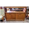 Image 3 : VINTAGE MCM 2-PIECE WOOD BUFFET WITH A GLASS DOOR HUTCH *DOORS ALL HAVE CHILD SAFETY LATCHES*