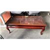 Image 2 : VINTAGE WOOD COFFEE TABLE WITH CABRIOLE LEGS