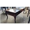 Image 3 : VINTAGE WOOD COFFEE TABLE WITH CABRIOLE LEGS
