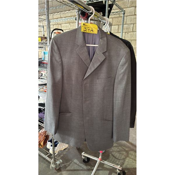 RIVER ISLAND GREY SUIT JACKET: SIZE 42R