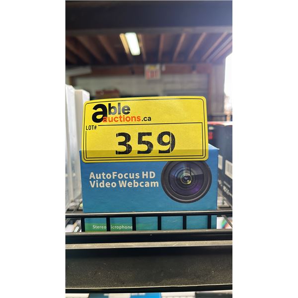 (6) *NEW IN BOX* AUTO FOCUS HD VIDEO WEBCAMS WITH TRIPOD STANDS