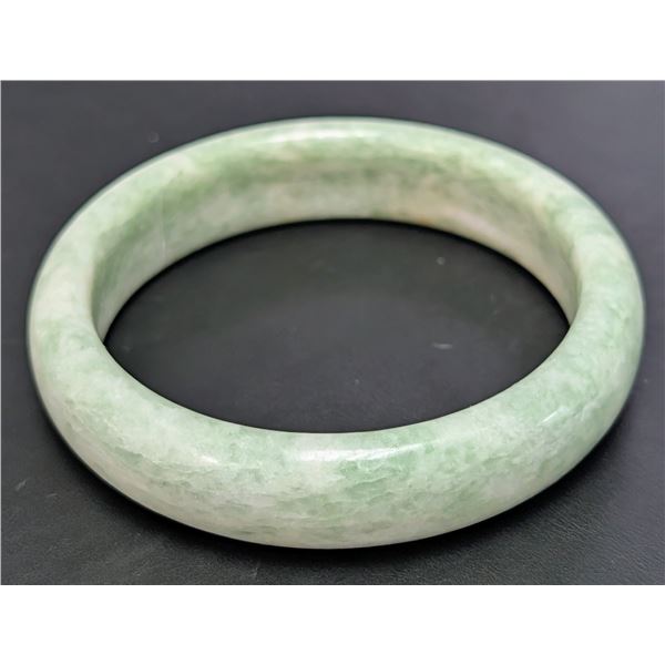 NATURAL GREEN JADEITE BANGLE SUGGESTED RETAIL VALUE $200
