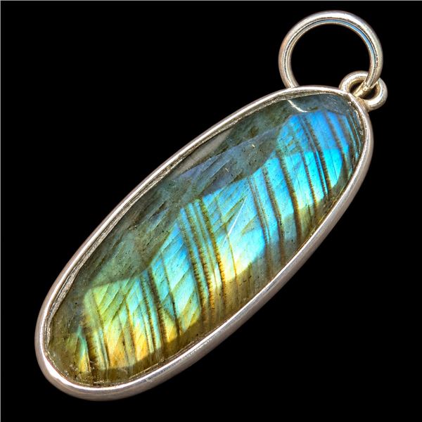 SILVER(2.45G), LABRADORITE PENDANT SUGGESTED RETAIL VALUE $200