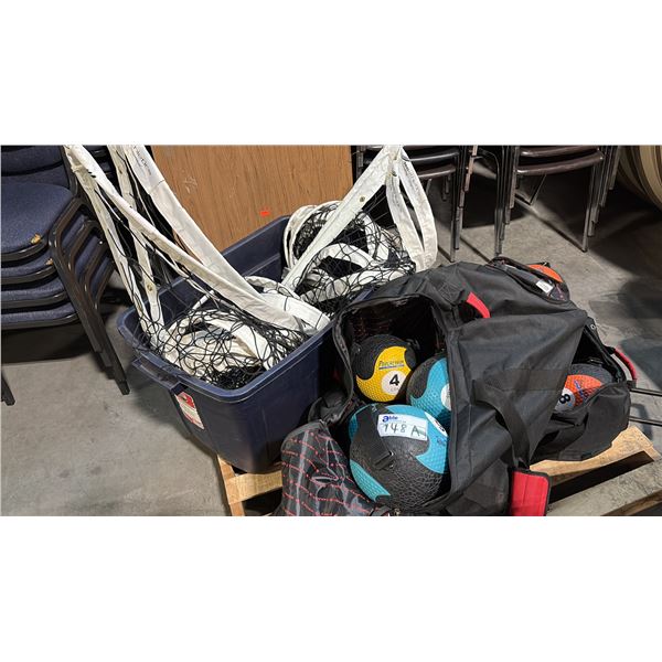 360 ATHLETICS VN750 OLYMPIC VOLLEYBALL NET AND ASSORTED WEIGHTS MEDICINE BALLS W/ HANDLE STRAPS