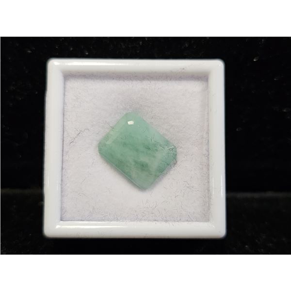 15CT EMERALD CUT UNTREATED NATURAL EMERALD: 12.8MM X 15.7MM