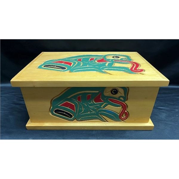 NORTHWEST COAST FIRST NATIONS HAND CARVED & PAINTED WOOD BOX: APPROX. 18"W X 8"T X 12.25"D