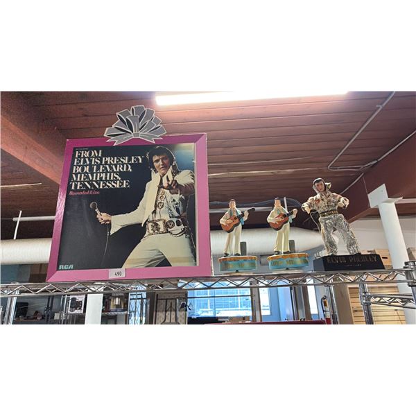 SHELF OF RCA ELVIS PRESLEY COLLECTIBLES INCLUDING; CUBE HANGING SIGN & MUSICAL FIGURINES