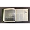 Image 3 : "THE WORLD OF ROBERT BATEMAN" ART BOOK - SIGNED BY ROBERT BATEMAN
