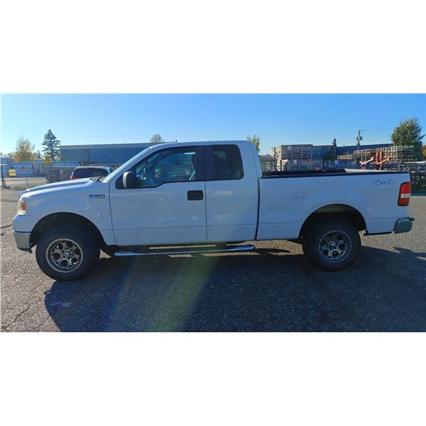 2008 FORD F150 XLT TRITON 4X4, 4DR EXT CAB PICKUP, WHITE, VIN 1FTRX14W28FC29554,