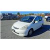Image 2 : 2008 HONDA FIT, 4DR HATCHBACK, WHITE, VIN JHMGD38458S813070,
