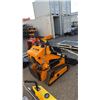 Image 4 : *NEW* SDLOOL SL323TZ 4-WHEEL MINI SKID STEER LOADER WITH TOOL BOX & KEY