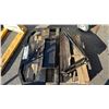 Image 2 : *NEW* GIYI FR47 MINI SKID STEER FORK ATTACHMENT