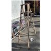 Image 1 : 6' FOLDING WOOD STEP LADDER