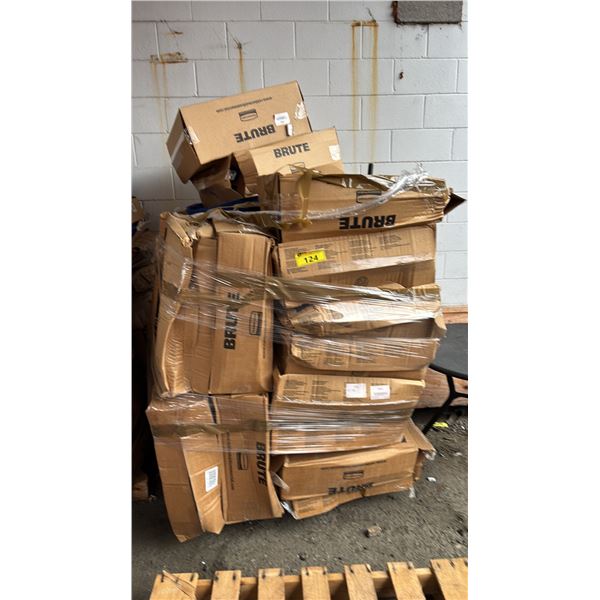 PALLET OF RUBBERMAID ROUGHNECK 32 GALLON/121 LITER CONTAINER LIDS *LIDS ONLY/MUST TAKE ALL*