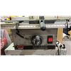 Image 2 : RYOBI BT3000 TABLE SAW