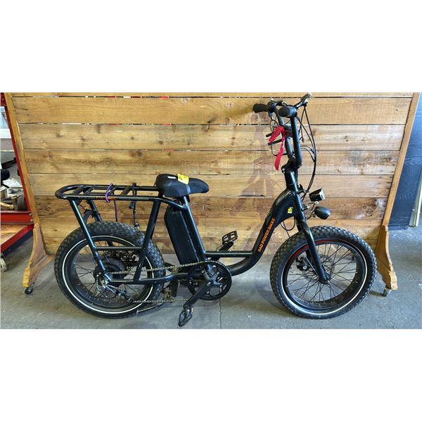 RAD POWER BIKE E-BIKE *WITH BIKE FLOOR PUMP/NO CHARGER/UNKNOWN WORKING CONDITION*