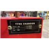 Image 4 : JINTUO JT-600 TIRE CHANGER