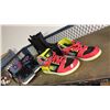 Image 2 : 2 PAIR OF ASSORTED VINTAGE DC SHOES HIGH-TOP SNEAKERS AND BLACK CHELSEA BOOTS
