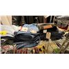 Image 3 : SHELF OF ASSORTED LEVIS DENIM JEANS *ASSORTED SIZES*