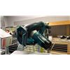 Image 2 : *NEW* MAKITA 18V LXT CORDLESS LED LANTERN / FLASHLIGHT *TOOL ONLY/NO BATTERY*
