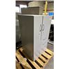 Image 2 : METAL UPRIGHT 2-DOOR/3-DRAWER STORAGE CABINET WITH KEYS