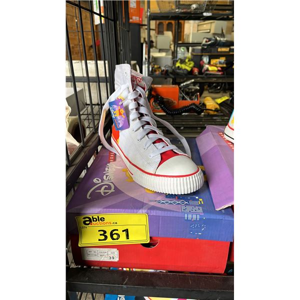 *NEW IN BOX* DISNEY HONG KONG WINNIE-THE-POOH WHITE HIGH TOP SNEAKERS: SIZE 39