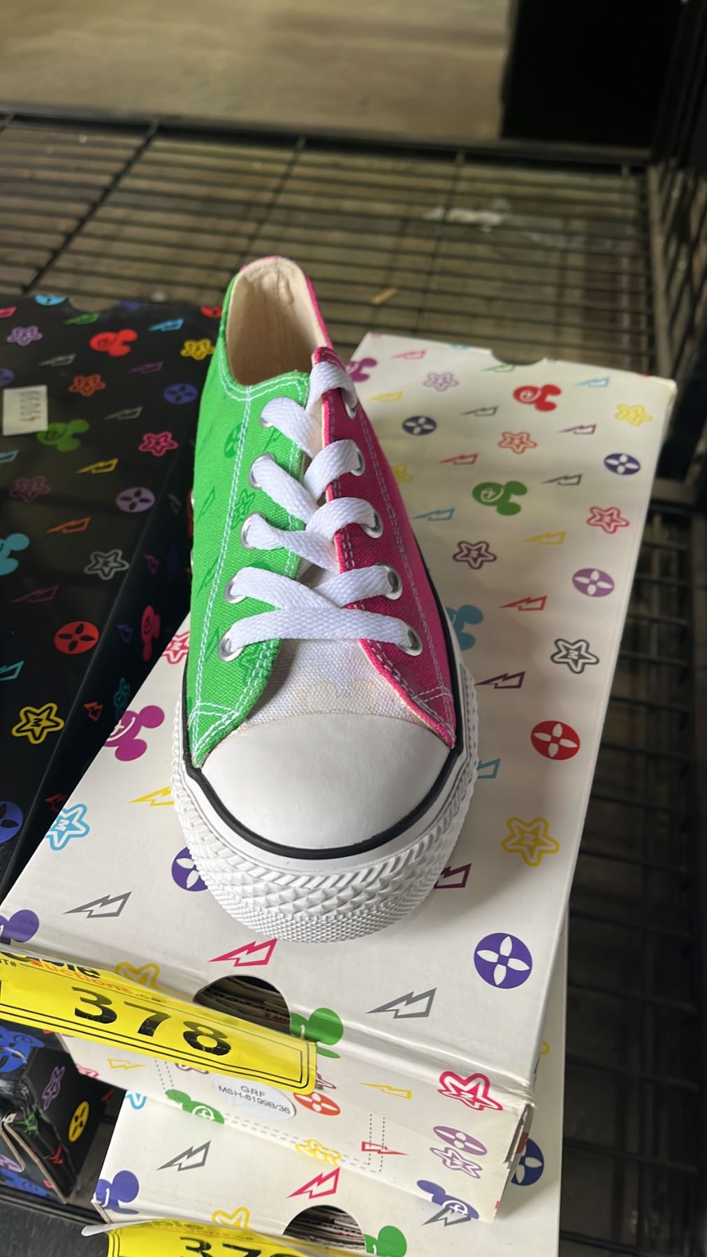 *NEW IN BOX* DISNEY 