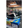 Image 2 : *NEW IN BOX* DICKIES STREET VULCAN BLACK RUNNING SHOES: MEN'S SIZE 9.5