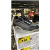 Image 2 : *NEW IN BOX* MEN'S SIZE 9 GREY RUNNING SHOES
