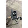 Image 3 : SLIK CAMERA TRIPOD WITH 3-WAY PAN/TILT HEAD