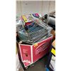 Image 1 : PALLET OF ASST. HOME ITEMS INCL.: VILEDA SPIN MOP, LAUNDRY RACK, ARTIKA LIGHTS & MORE *UNKNOWN