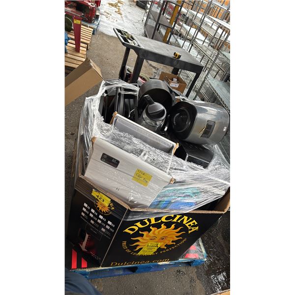 PALLET OF ASSTD. HOME ITEMS INCL.: ELECTRIC KETTLES, AIR FRYERS, K-CUP COFFEE MAKER, SOLAR LIGHTING
